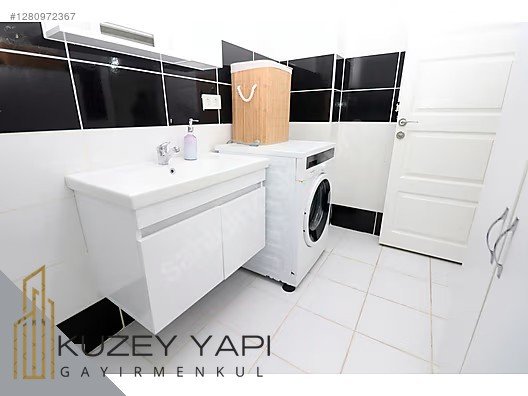 KİRALIK 1+1 EŞYALI , METROBÜSE 6 DK YÜRÜME MESAFESİNDE